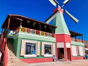 Dutch Blonde Beach Bar