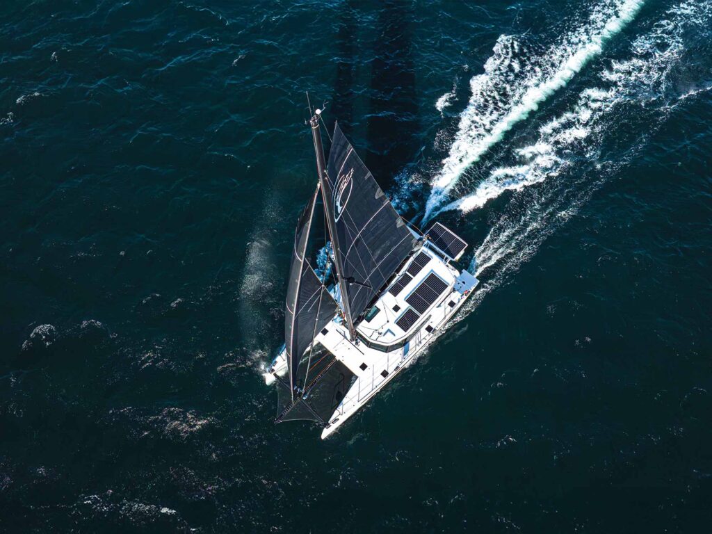 Windelo catamaran on the water