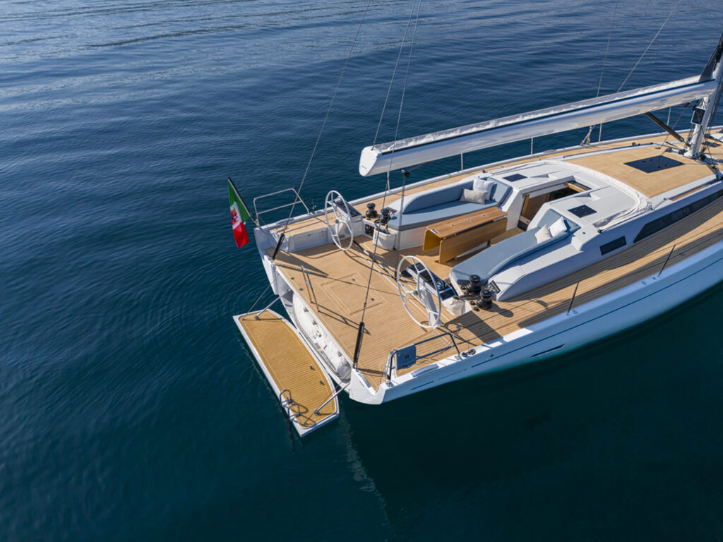 Grand Soleil 52 Performance aft