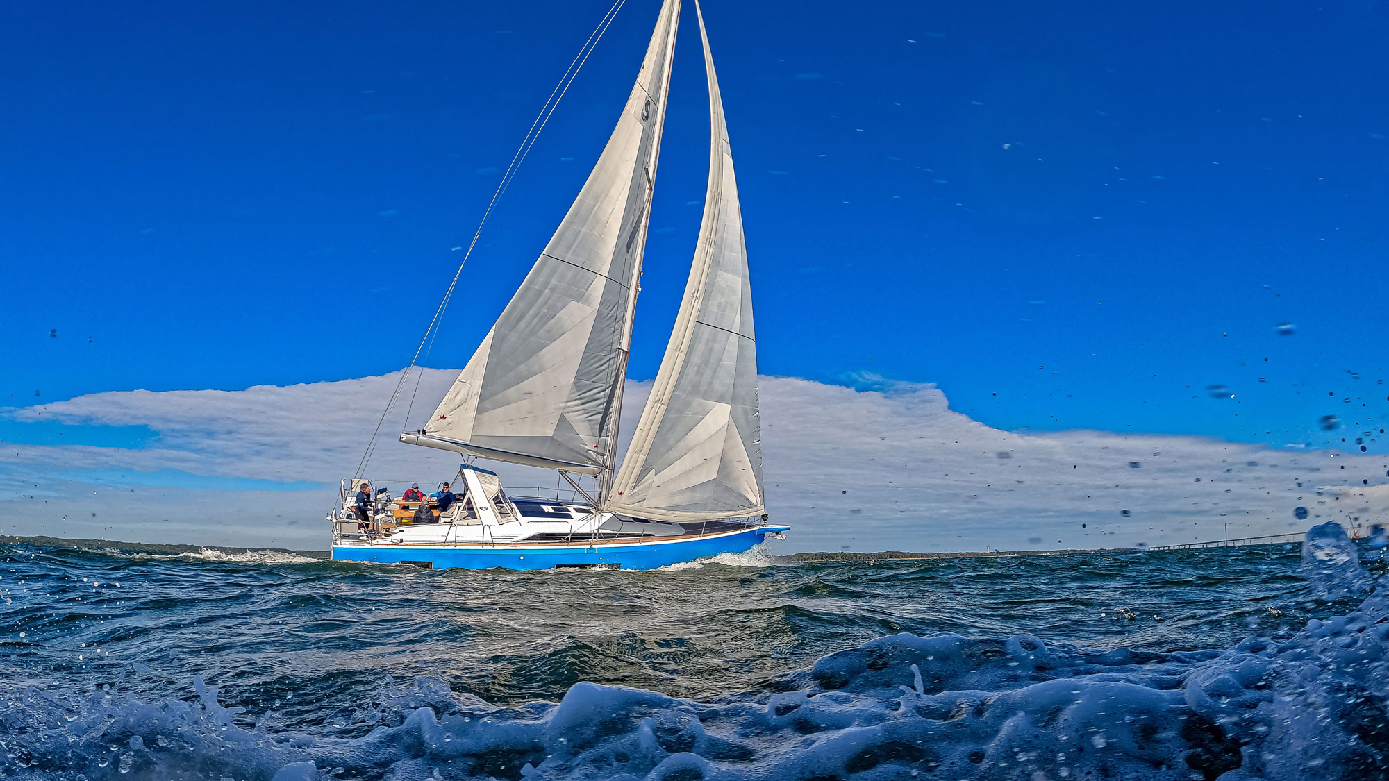 Beneteau_Oceanis_47-0505-16x9