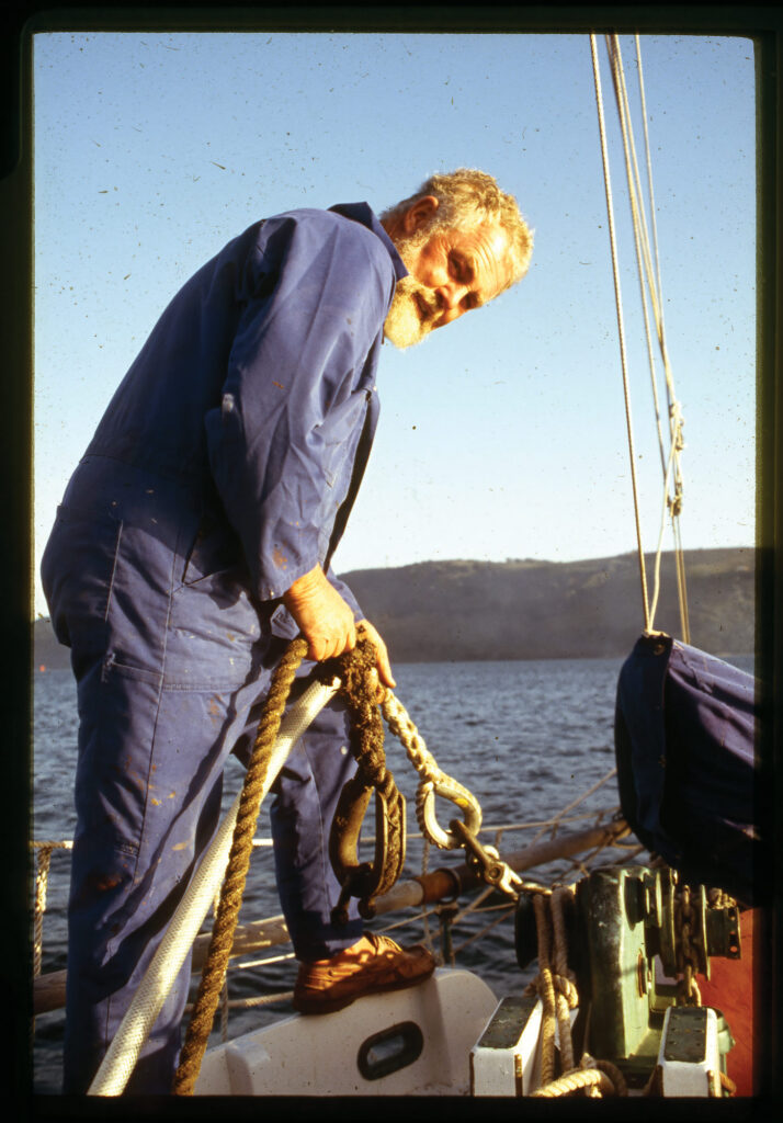 Rigging a boat for a storm