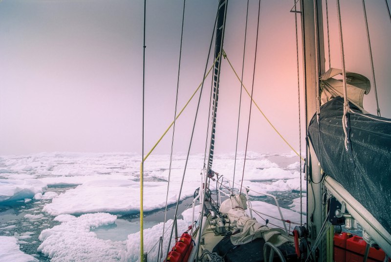 Sailing in ice