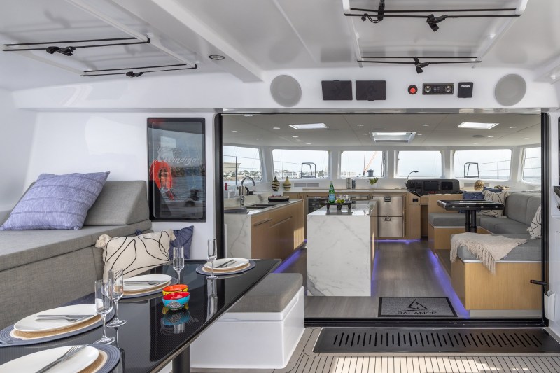 Balance 580 Catamaran