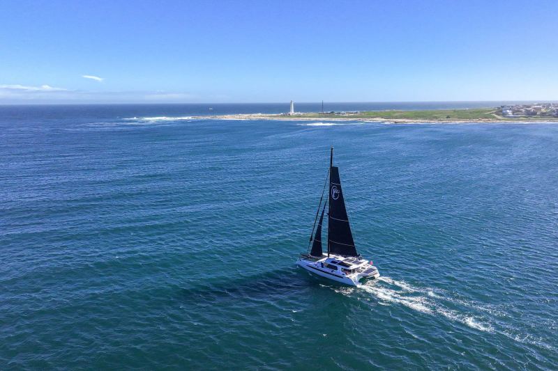 Balance 580 Catamaran