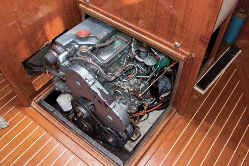 Sailboat engine
