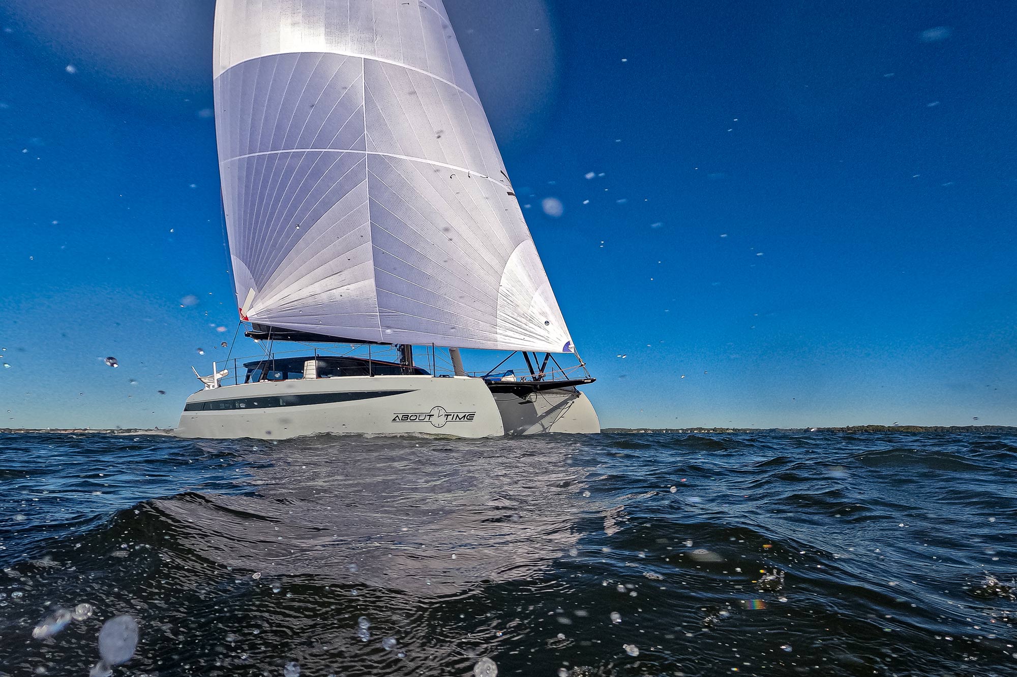 HH52 Catamaran