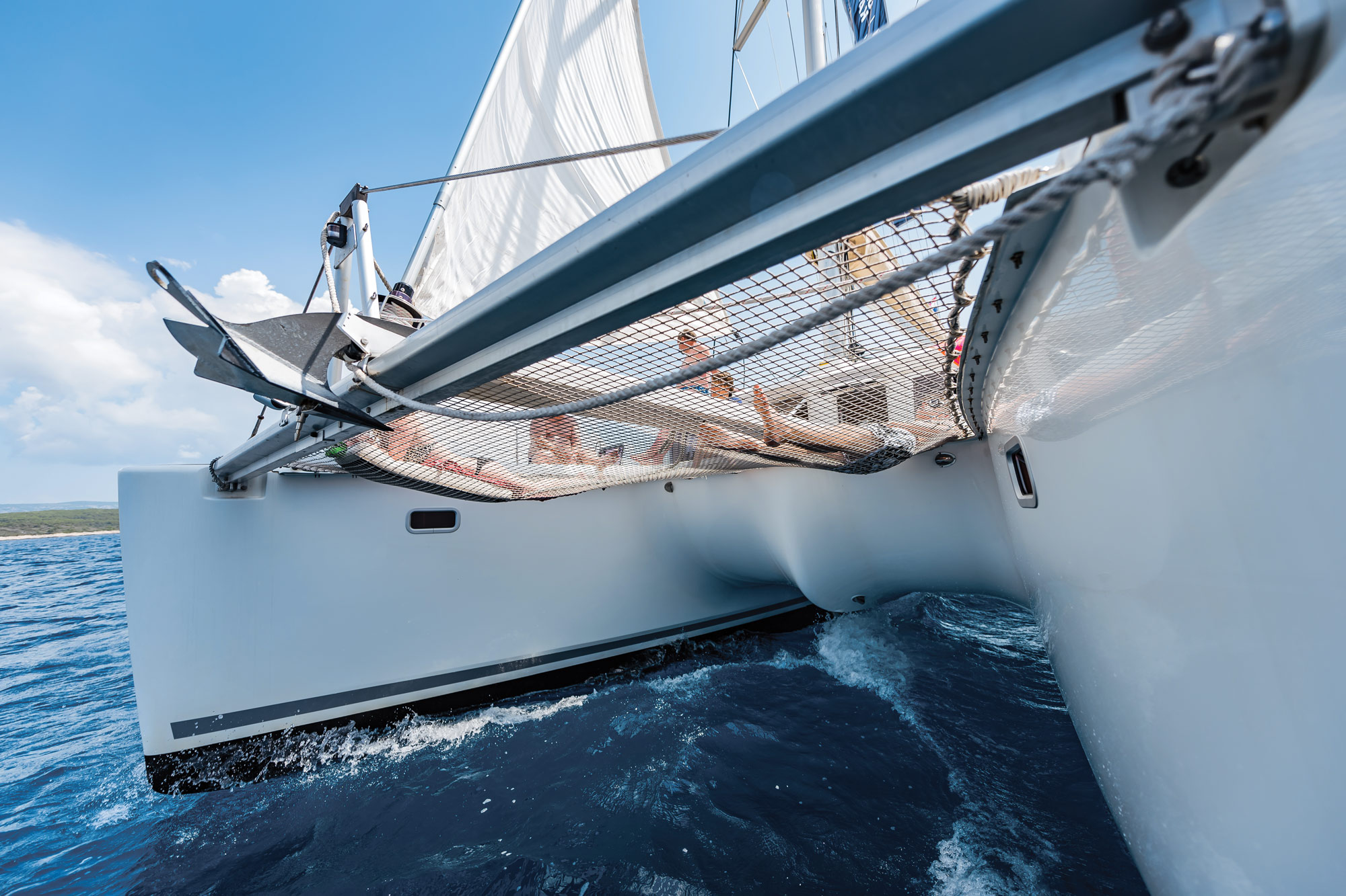 Catamaran trampoline